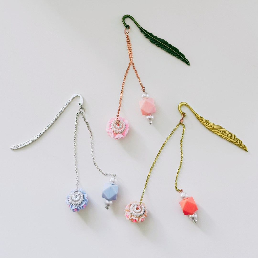 Floral Wheel Hook Bookmark (Discontinued)