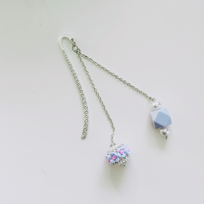 Floral Wheel Hook Bookmark (Discontinued)